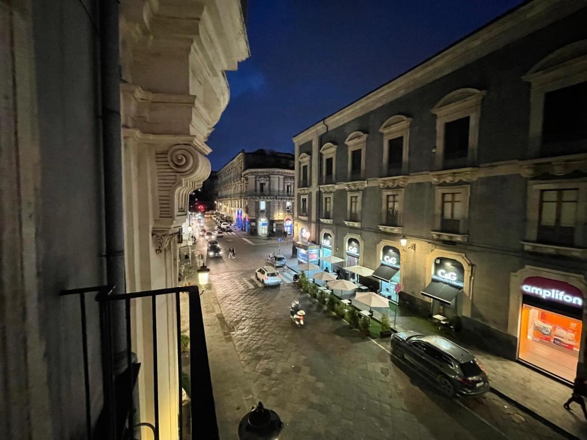 Casa Vacanze Il Duomo Katania Zewnętrze zdjęcie